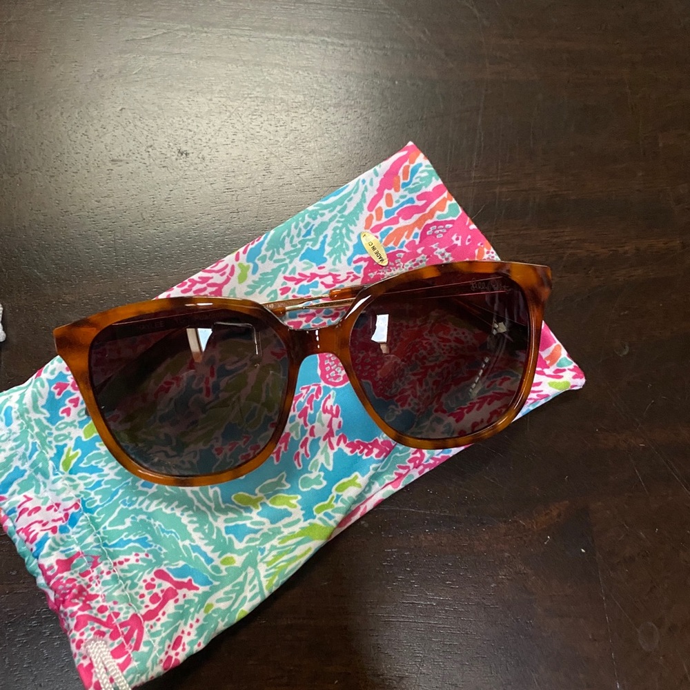 Lilly Pulitzer sunglasses with bag